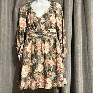 New Forever 21 Boat Neck Floral Dress - Size M